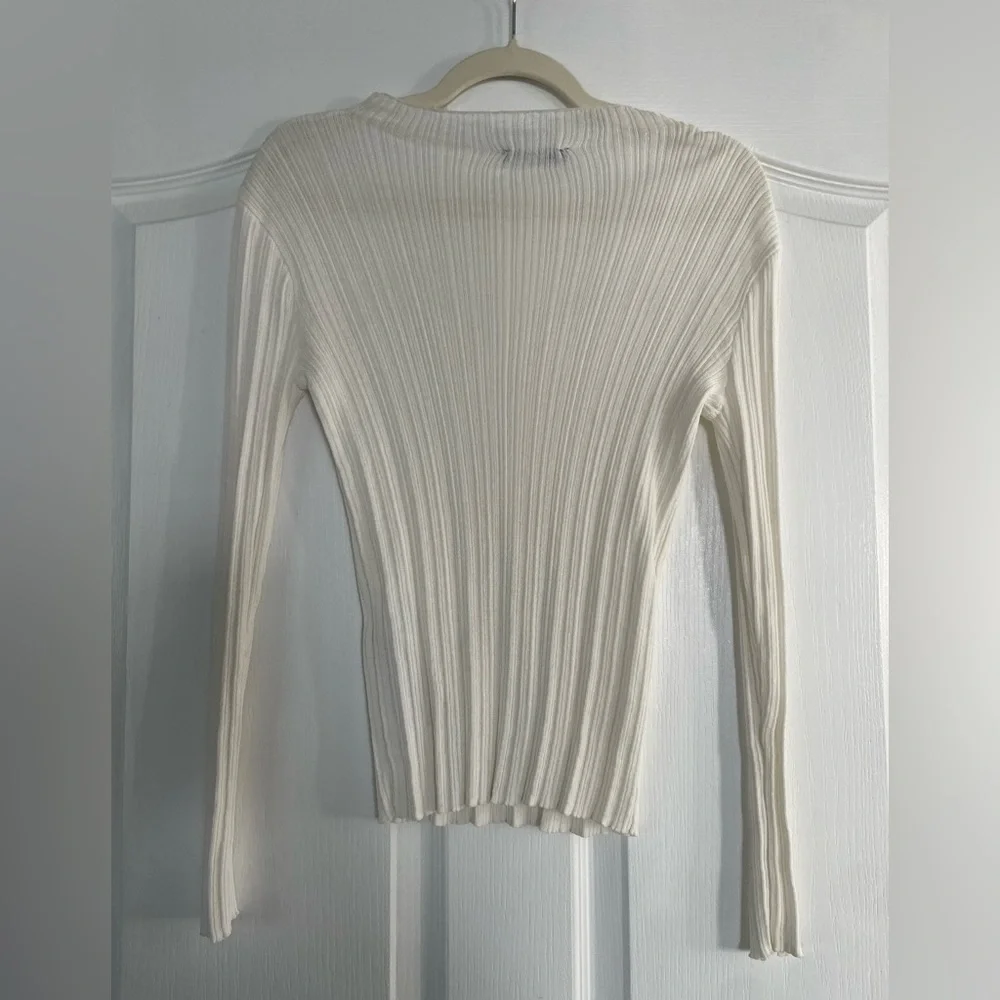 Zara White Textured Ribbed Top - Picture 4 of 5